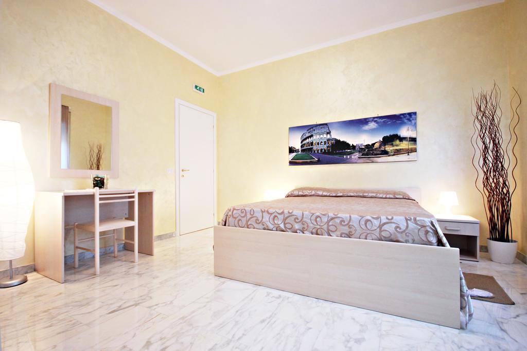 Guesthouse Holiday And Roma Camera foto